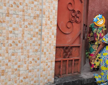 Vente parcelle avec des maisons à NDJILI Q13