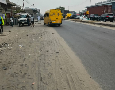 Vente terrain vidé à Limete 1 ÈRE RUE FUNA sur macadam
