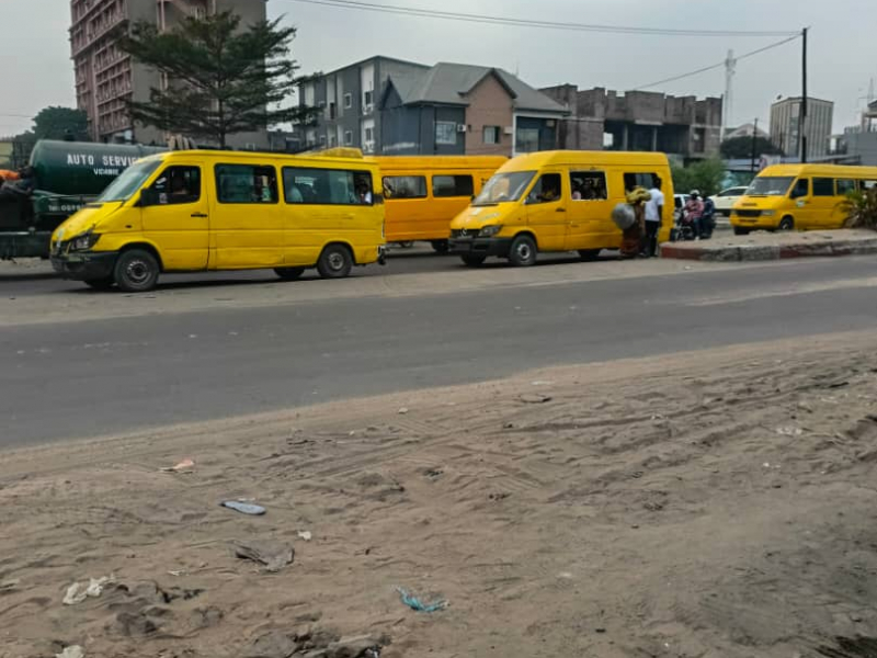 Vente terrain vidé à Limete 1 ÈRE RUE FUNA sur macadam