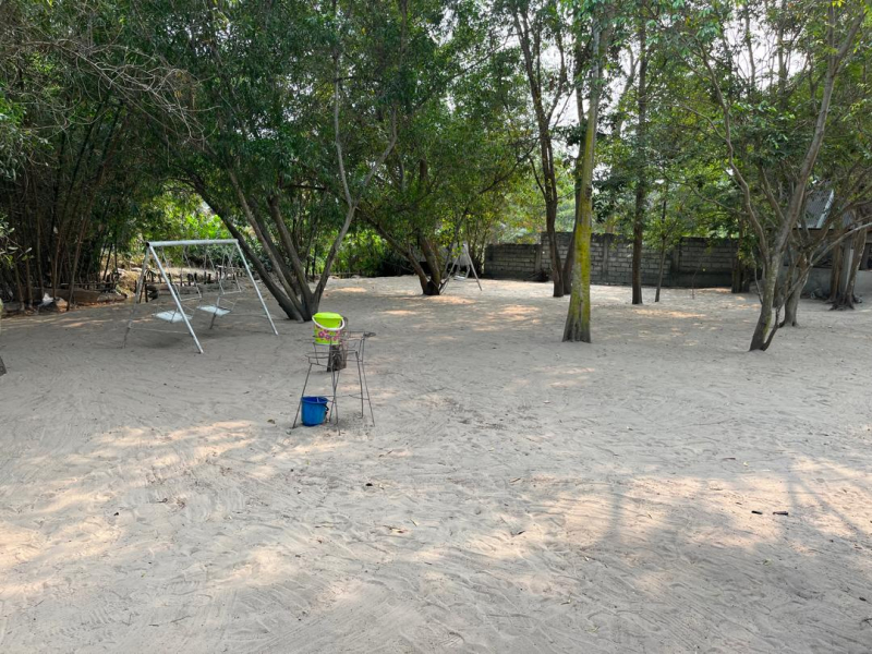 SITE TOURISTIQUE MISE EN VENTE À KIMPOKO DANS LA COMMUNE DE LA NSELE