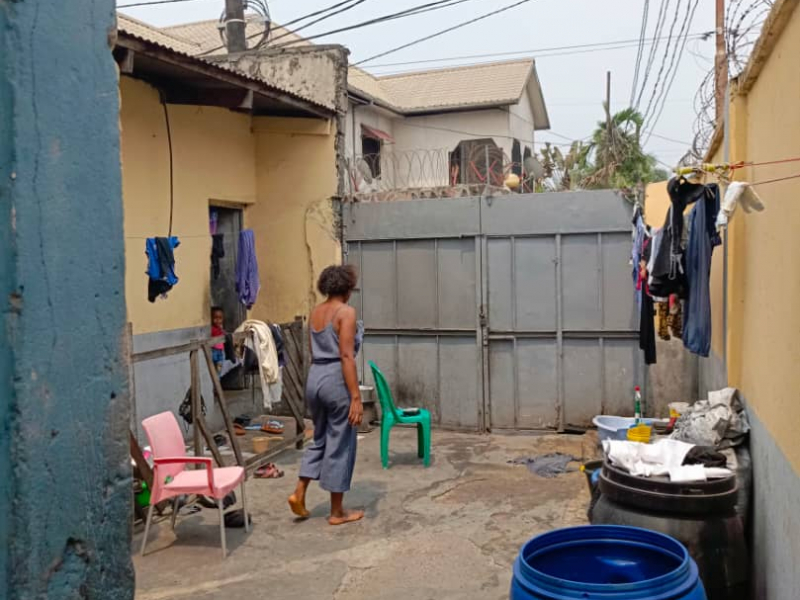 Une parcelle type locatif mise en vente à Limete 1 ÈRE RUE très bel endroit