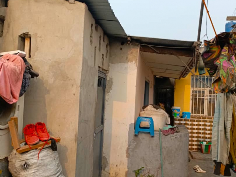 vente parcelle avec 2 maisons à limete 7 ème rue industriel