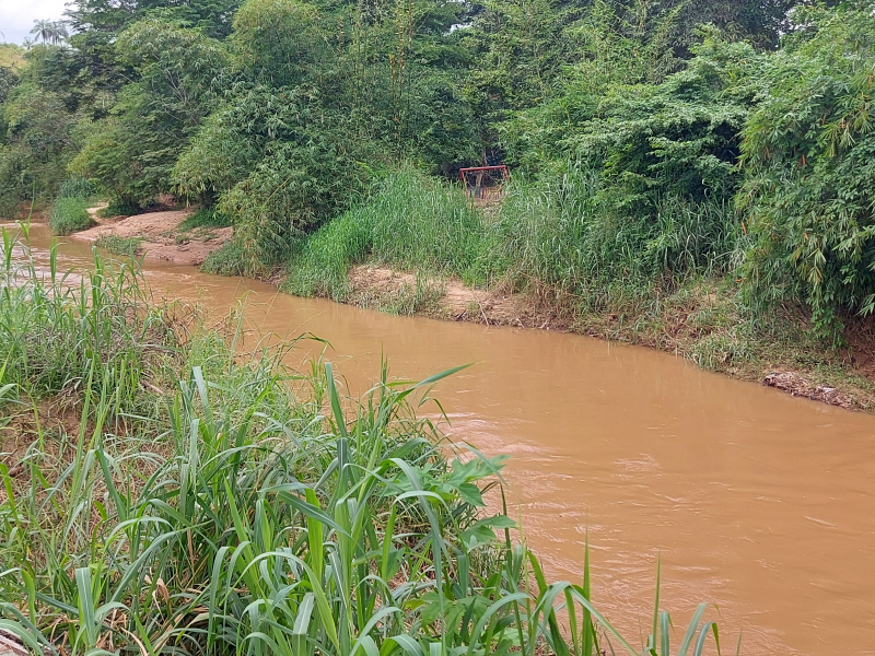 Terrains de 20 sur 20 à vendre à Kimwenza Gare - Mont Ngafula