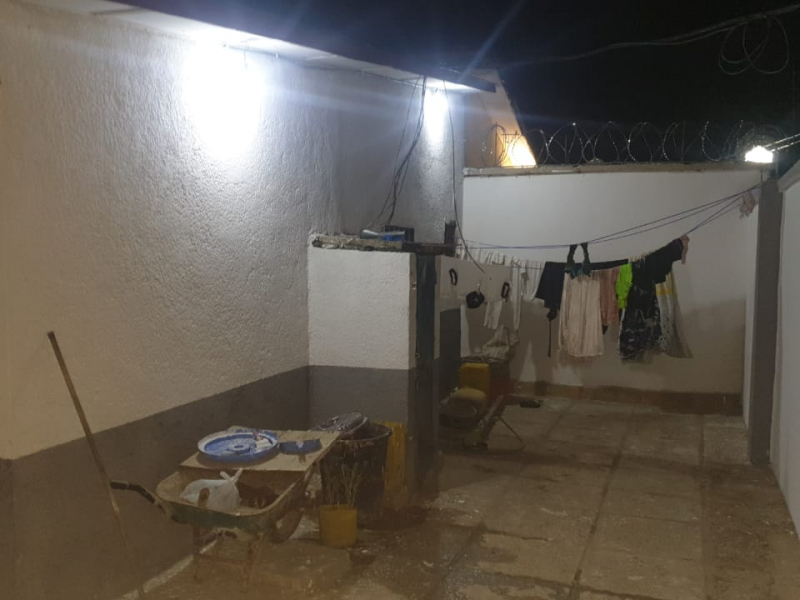 Parcelle mise en vente avec une grande maison à Binza ozone C/ngaliema