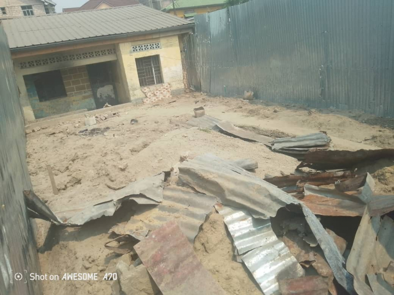 Vente terrain vidé à lemba super