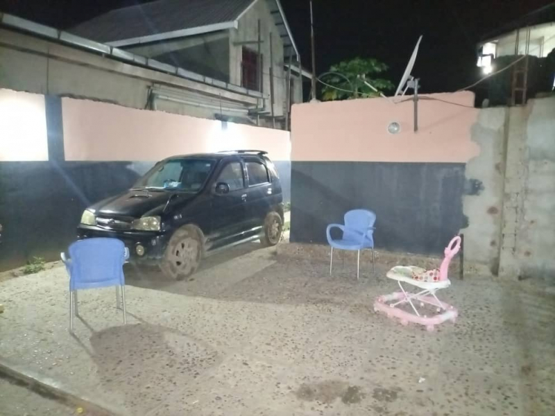 Parcelle avec maison à vendre