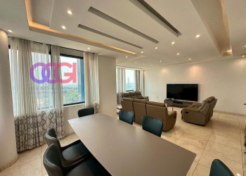 Appartement à louer à Gombé sur le boulevard +243817958463 appel et WhatsApp