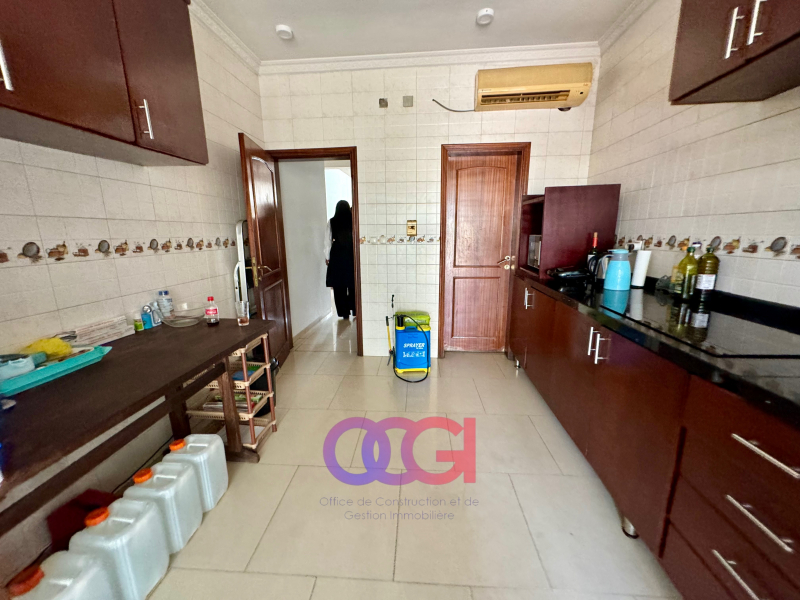 Toute la parcelle à louer à GB dans un quartier calme  +243817958463