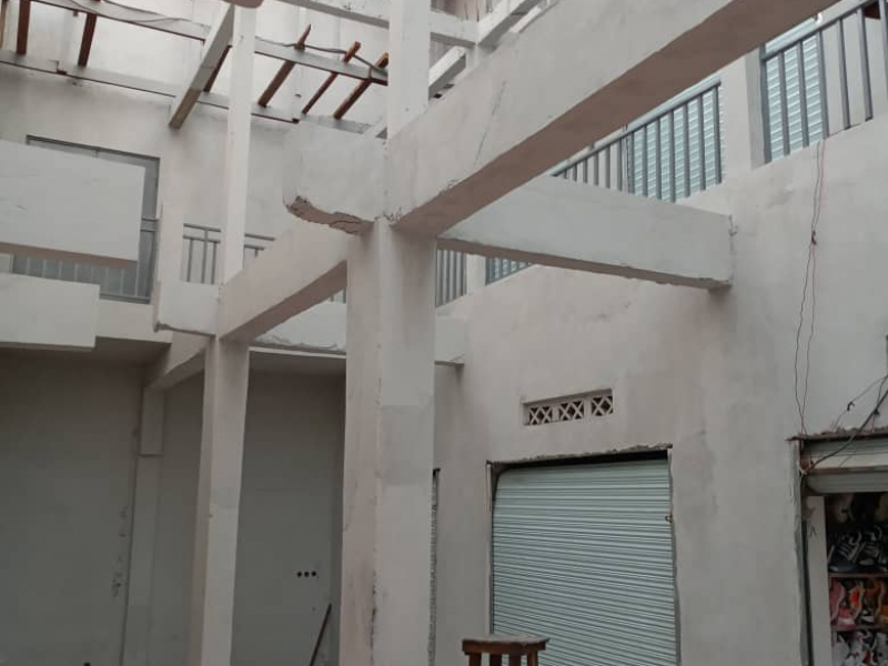 Galerie commerciale - Près du Grand Marché (Zando)