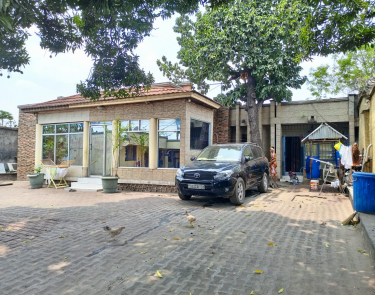 Parcelle à vendre dans la commune de Mont Ngafula