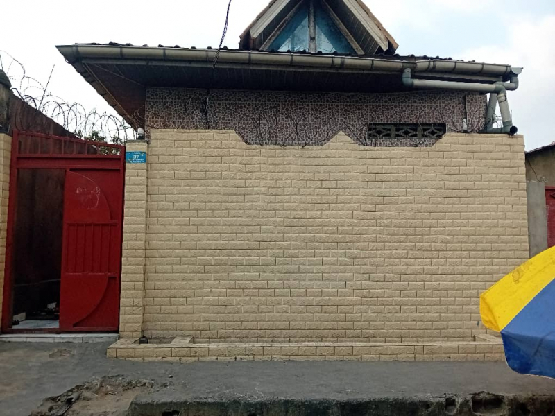 parcelle mise en vente sur route elengesa Commune de makala