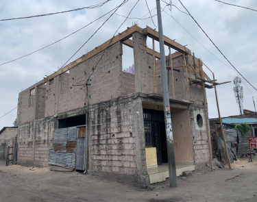 Vente parcelle d'un étage à pétro-Congo commune de MASINA