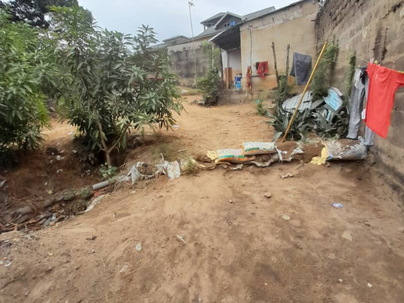 Parcelle à vendre à LEMBA Salongo juste sur boulevard bel endroit