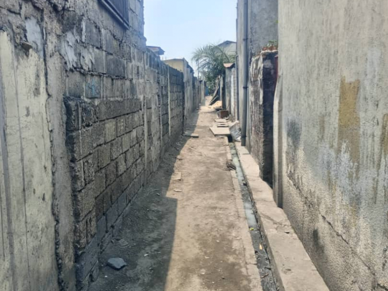 Vente parcelle d'un étage à LEMBA/FOIRE