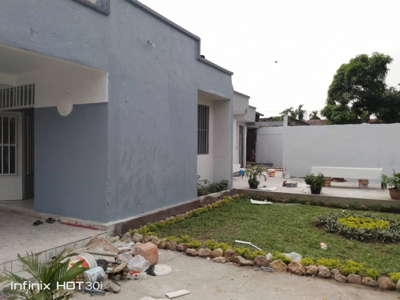 Vente parcelle à ma campagne dans la commune de ngaliema