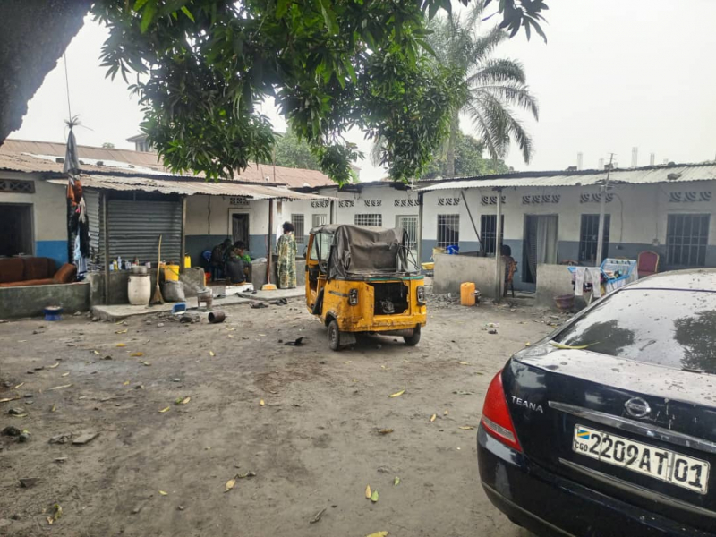 VENTE UNE GRANDE PARCELLE À NGIRI-NGIRI