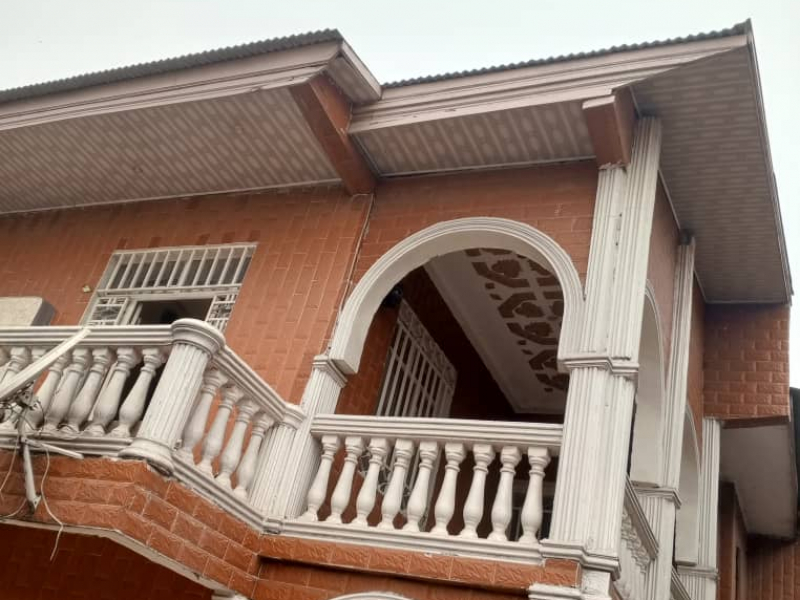 Vente parcelle d'un étage à Limete 12 ème rué industrielle